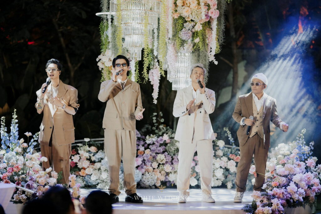 trang tri tiec cuoi love in bloom white wedding 33