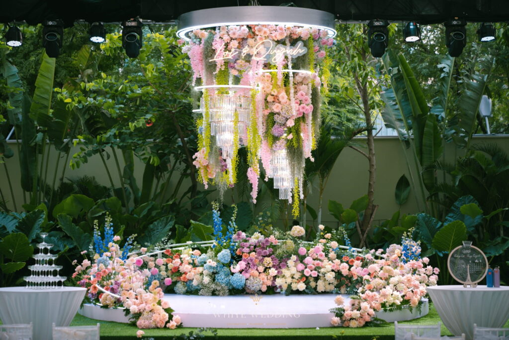 trang tri tiec cuoi love in bloom white wedding 66