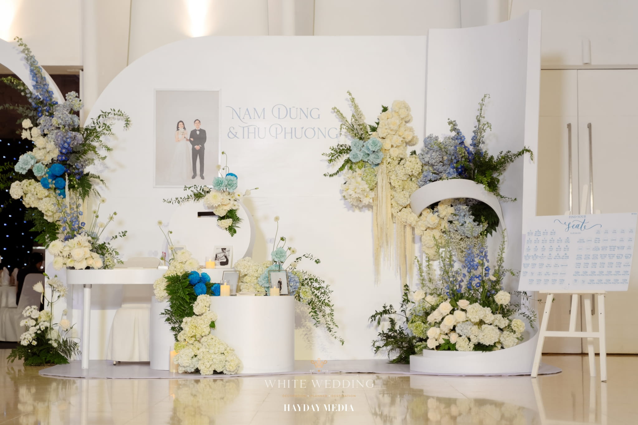 trang tri tiec cuoi pure infinity white wedding 15