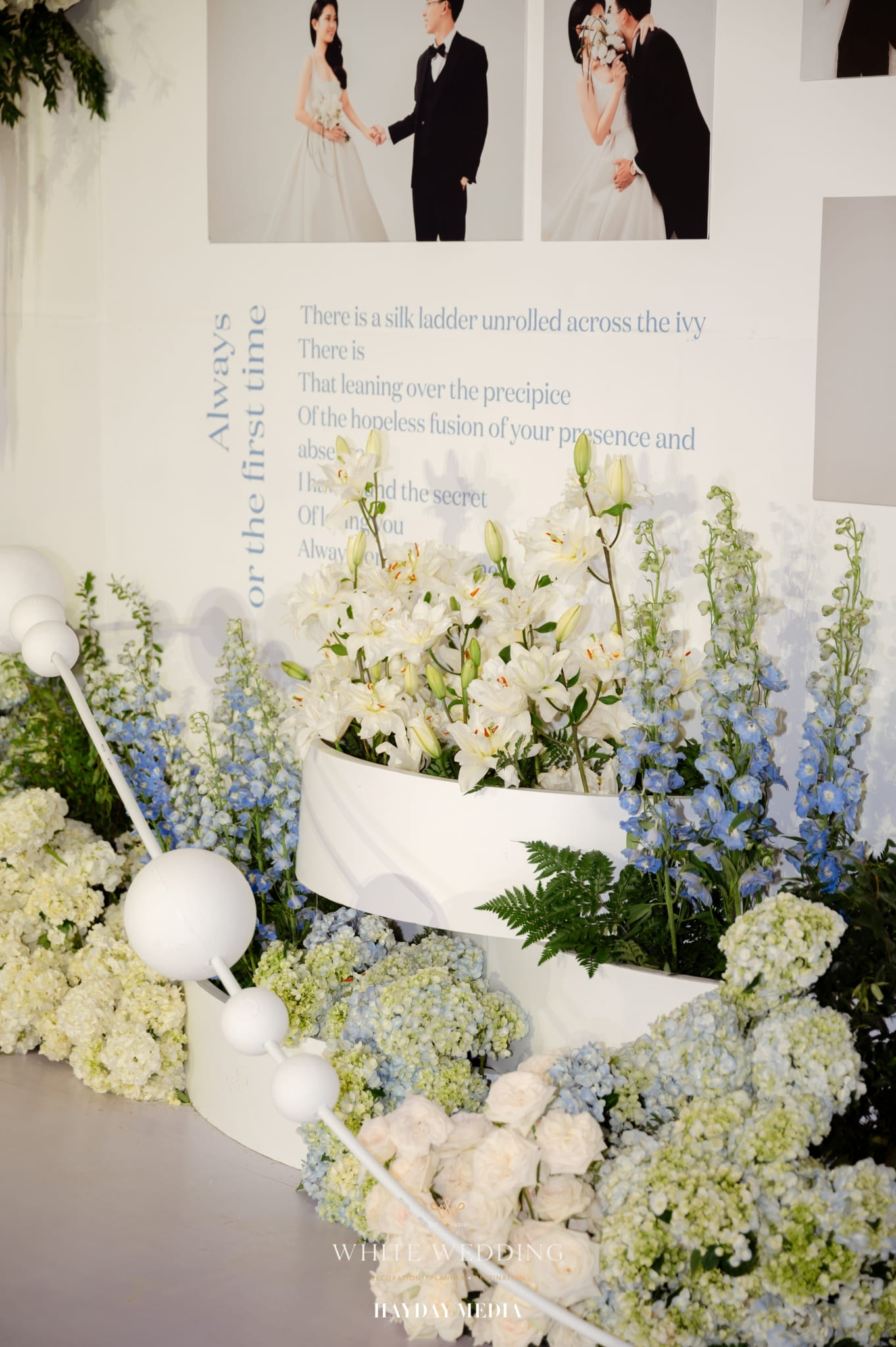 trang tri tiec cuoi pure infinity white wedding 18