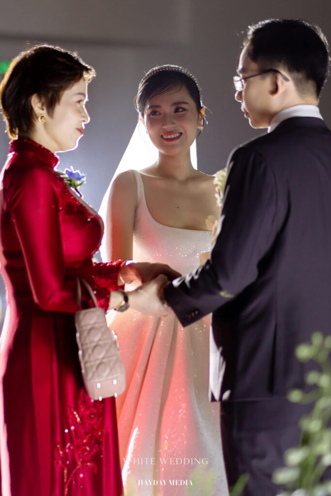 trang tri tiec cuoi pure infinity white wedding 36