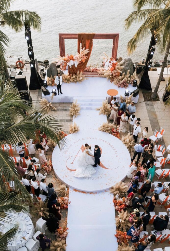 Tiệc Cưới Ngoài Trời: Những Lưu Ý Thực Tế Về Chất Liệu Và Kỹ Thuật Khi Decor 5 marina bay vung tau dam cuoi vung tau resort 9