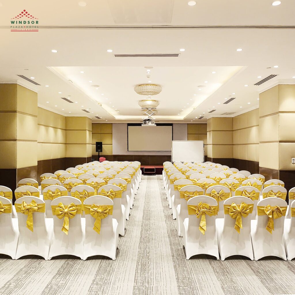 Cẩm Nang Trang Trí Tiệc Cưới Tại Windsor Plaza Hotel: Concept, Chi Phí & Lưu Ý Thực Tế 3 windsor plaza trang tri tiec cuoi 6